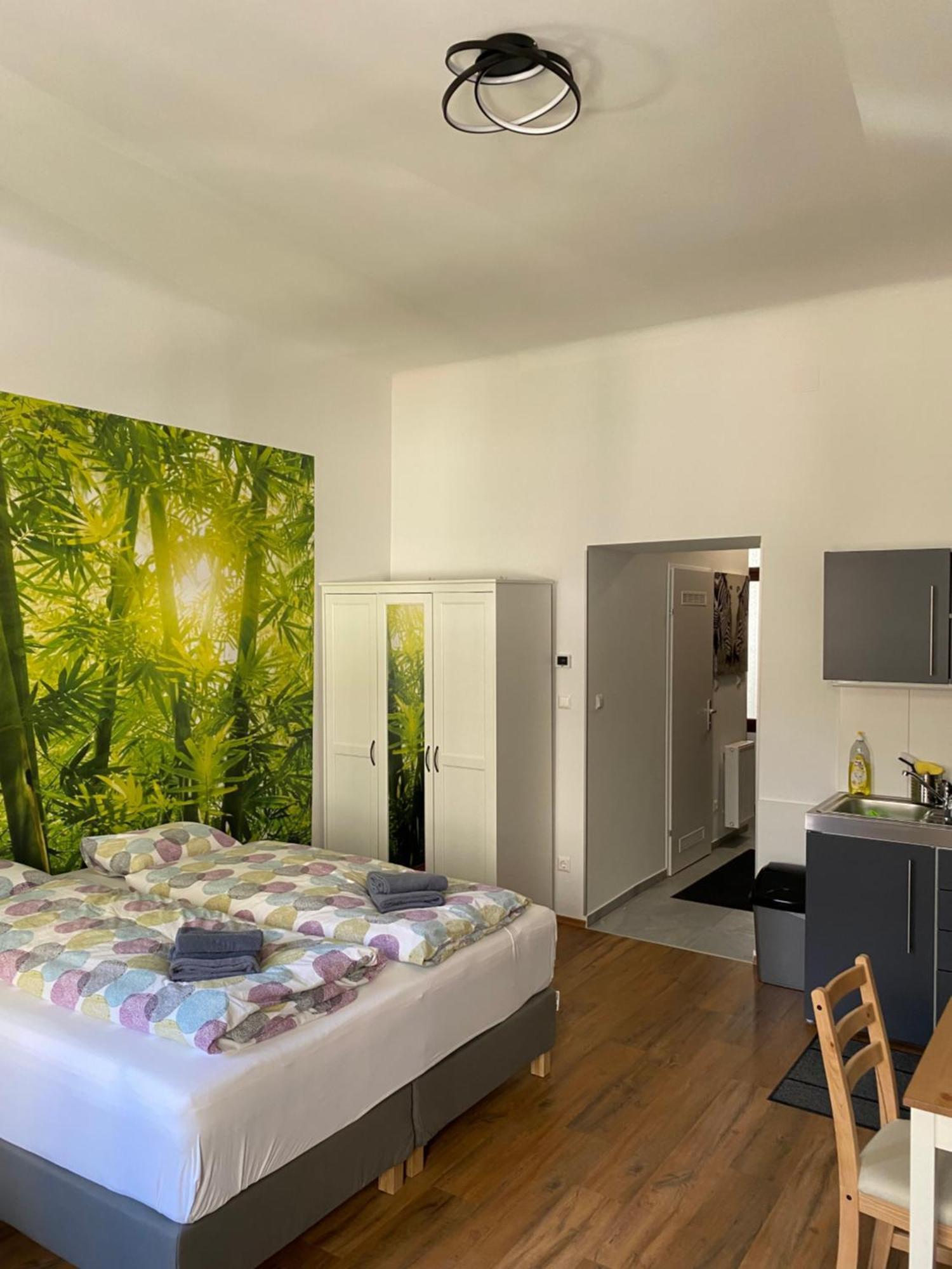 Studio & Apartments Near Reumannplatz Wien Eksteriør billede